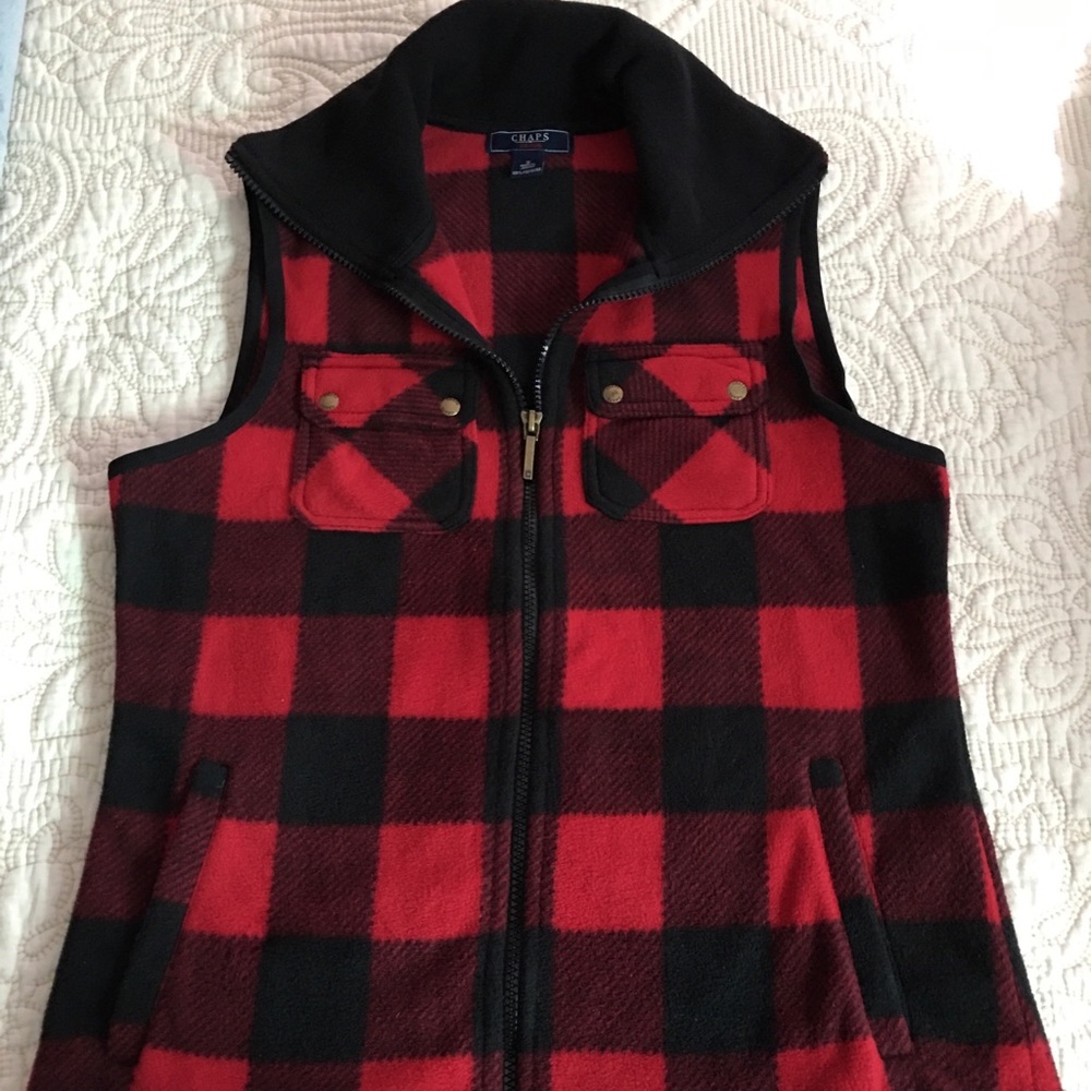 CHAPS Red Plaid Fleece Vest - Picture 1 of 6